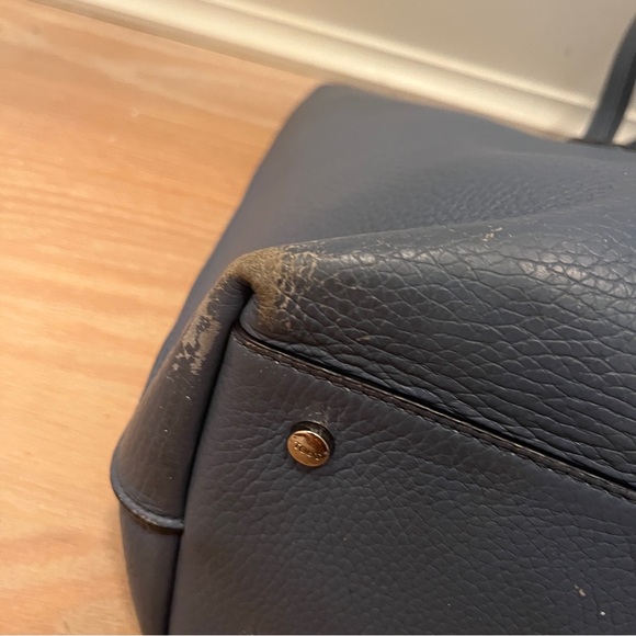 Tod's Large Blue Leather Tote Bag with Structured Design and Two Straps - Picture 12 of 16